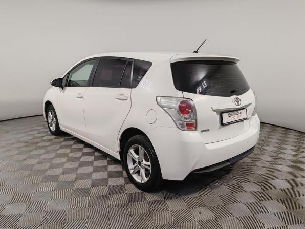 Toyota Verso I Рестайлинг с пробегом 2013 года, цена 1 209 000 рублей, 177950 км, компактвэн, Автокод Объявления