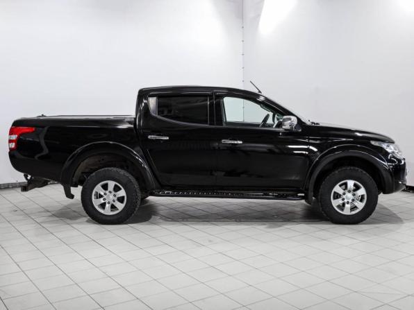 Mitsubishi L200 V с пробегом 2017 года, цена 1 999 000 рублей, 274772 км, offers.body_type.unknown, Автокод Объявления