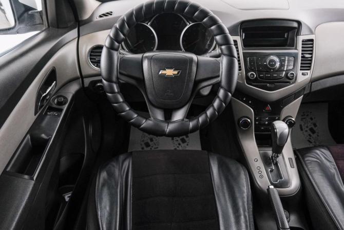 Chevrolet Cruze I с пробегом 2011 года, цена 669 000 рублей, 330000 км, седан, Автокод Объявления