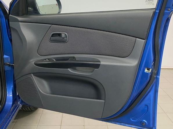 Kia Rio II Рестайлинг с пробегом 2010 года, цена 480 000 рублей, 188805 км, хэтчбек, Автокод Объявления