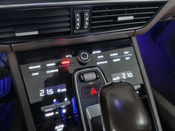 Porsche Cayenne III с пробегом 2018 года, цена 7 500 000 рублей, 111940 км, внедорожник, Автокод Объявления