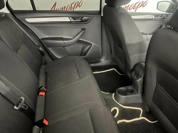 Skoda Rapid I Рестайлинг с пробегом 2019 года, цена 1 149 000 рублей, 140250 км, лифтбек, Автокод Объявления
