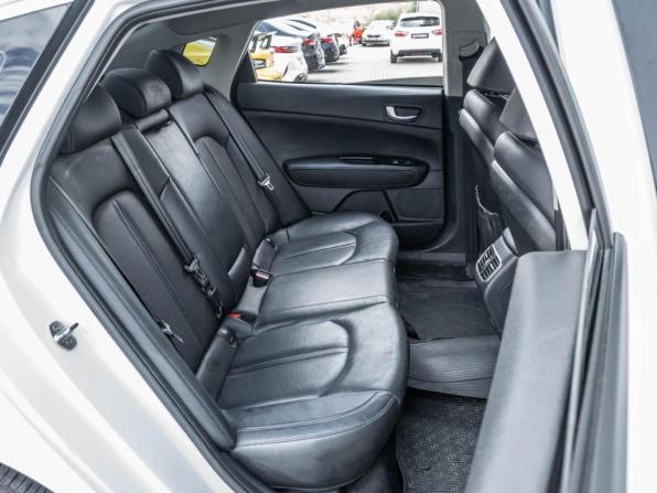 Kia Optima IV Рестайлинг с пробегом 2019 года, цена 2 158 000 рублей, 104593 км, седан, Автокод Объявления