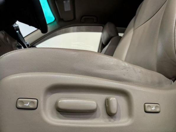 Toyota Highlander II (XU40) Рестайлинг с пробегом 2012 года, цена 2 350 000 рублей, 258480 км, внедорожник, Автокод Объявления