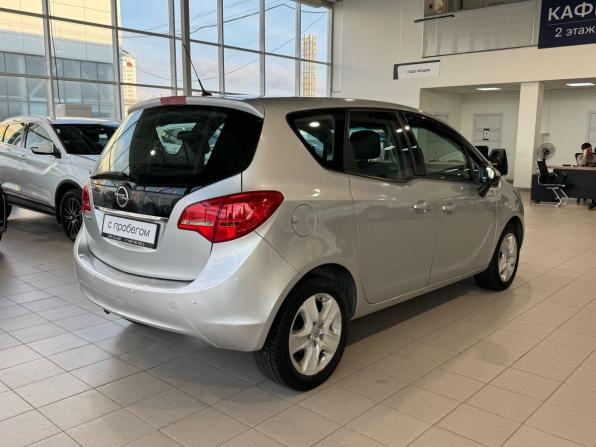 Opel Meriva B с пробегом 2012 года, цена 655 000 рублей, 98000 км, компактвэн, Автокод Объявления