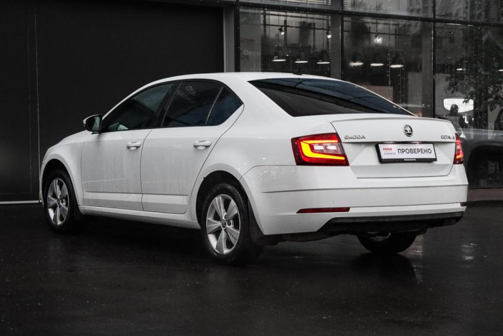 Skoda Octavia III (A7) Рестайлинг Москва  - изображение 6