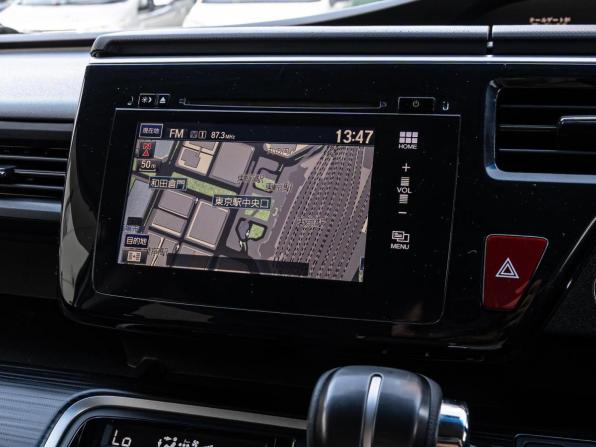 Honda Stepwgn V с пробегом 2015 года, цена 1 870 000 рублей, 116758 км, минивэн, Автокод Объявления