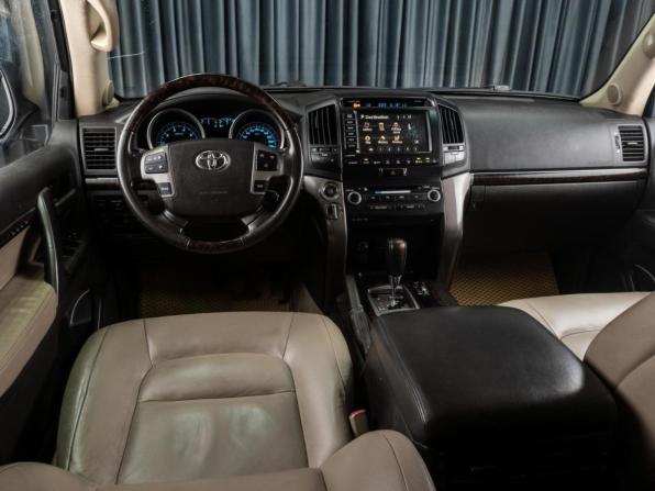 Toyota Land Cruiser 200 Series с пробегом 2008 года, цена 3 289 000 рублей, 193879 км, внедорожник, Автокод Объявления