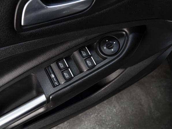 Ford Kuga II Рестайлинг с пробегом 2018 года, цена 1 629 000 рублей, 182664 км, внедорожник, Автокод Объявления