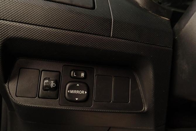 Toyota Auris I с пробегом 2008 года, цена 719 000 рублей, 222000 км, хэтчбек, Автокод Объявления