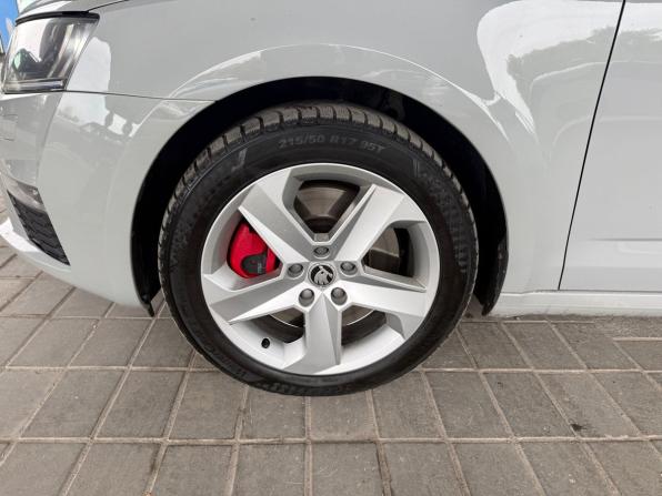 Skoda Octavia RS III с пробегом 2014 года, цена 1 890 000 рублей, 134258 км, лифтбек, Автокод Объявления