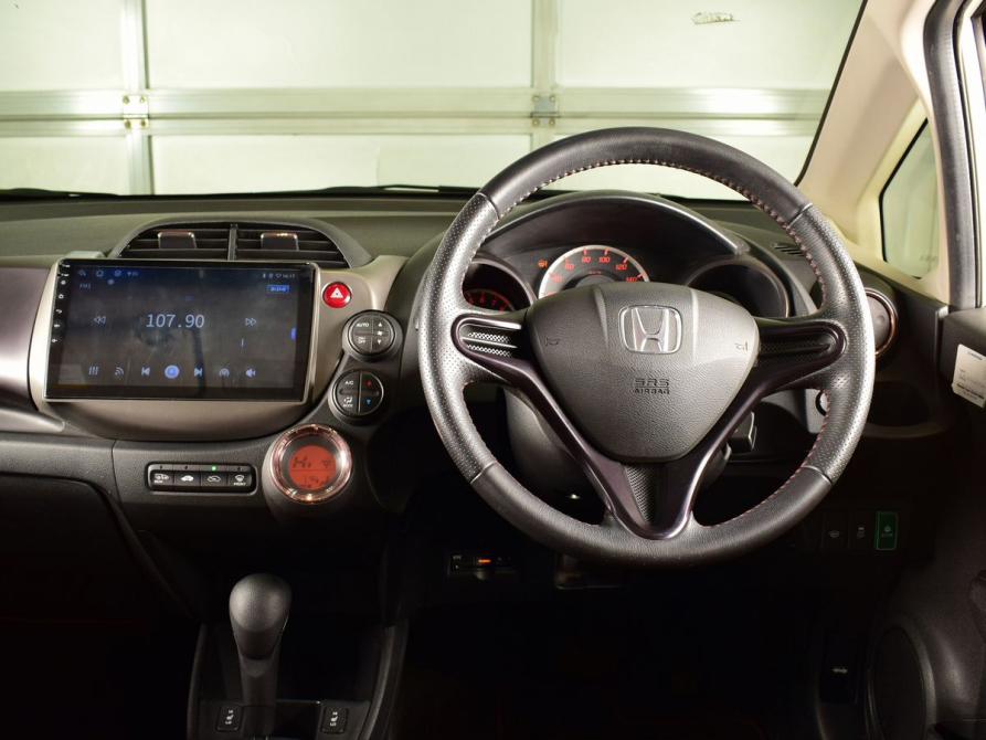 Honda Fit II Кемерово  - изображение 8