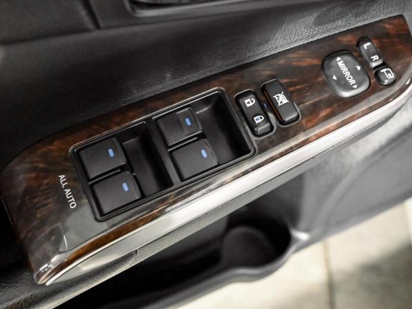 Toyota Camry VII (XV50) Рестайлинг с пробегом 2016 года, цена 2 260 000 рублей, 188498 км, седан, Автокод Объявления