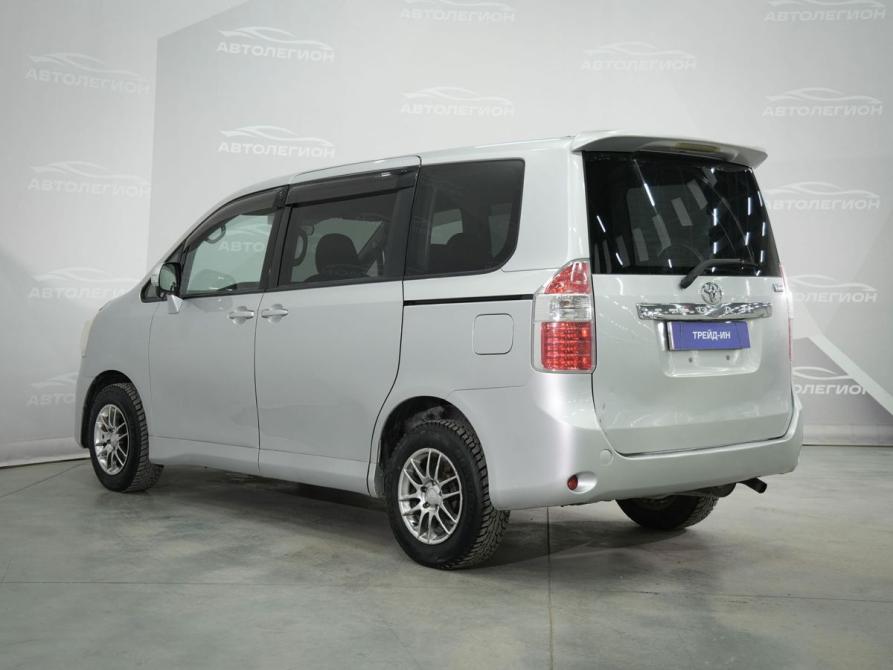Toyota Noah II (R70) Новосибирск  - изображение 7