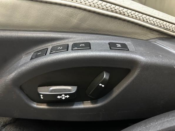 Volvo XC70 II с пробегом 2012 года, цена 1 580 000 рублей, 225425 км, универсал, Автокод Объявления