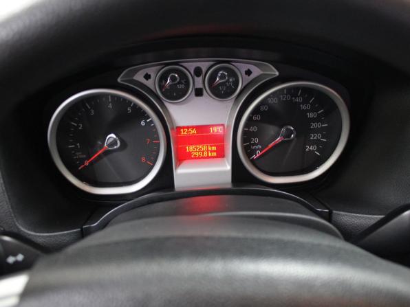 Ford Focus II Рестайлинг с пробегом 2010 года, цена 569 900 рублей, 185258 км, седан, Автокод Объявления