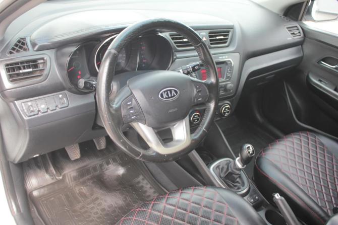 Kia Rio III с пробегом 2012 года, цена 690 000 рублей, 181000 км, седан, Автокод Объявления