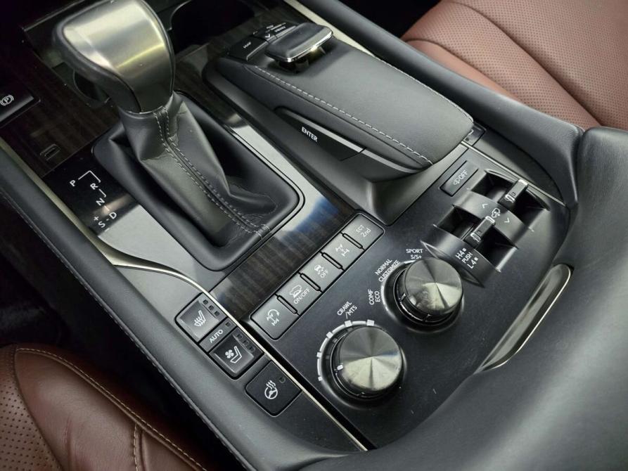 Lexus LX III Рестайлинг 2 Санкт-Петербург  - изображение 18