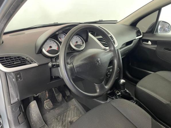 Peugeot 207 I с пробегом 2009 года, цена 340 000 рублей, 240050 км, хэтчбек, Автокод Объявления
