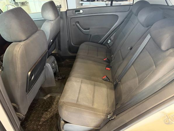 Volkswagen Golf Plus II с пробегом 2011 года, цена 875 000 рублей, 157000 км, хэтчбек, Автокод Объявления