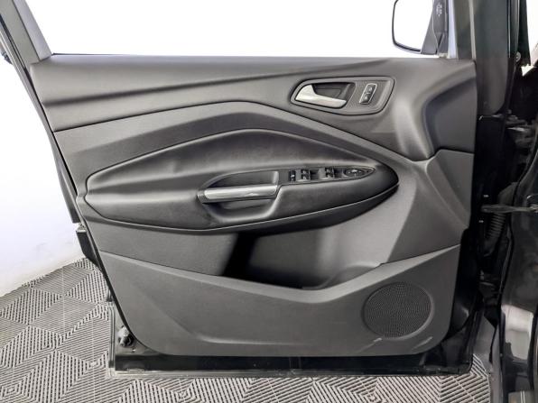 Ford Kuga II с пробегом 2014 года, цена 1 290 000 рублей, 157027 км, внедорожник, Автокод Объявления