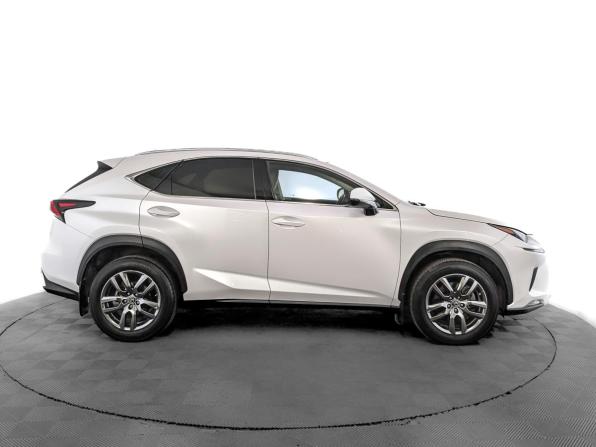 Lexus NX I Рестайлинг с пробегом 2018 года, цена 2 940 000 рублей, 129618 км, внедорожник, Автокод Объявления