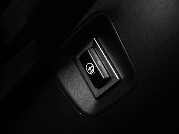 BMW 1 серии II (F20/F21) Рестайлинг 2 с пробегом 2017 года, цена 1 880 000 рублей, 170289 км, хэтчбек, Автокод Объявления