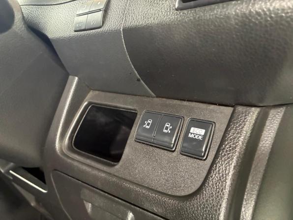 Nissan Serena IV (C26) с пробегом 2013 года, цена 990 000 рублей, 180000 км, минивэн, Автокод Объявления