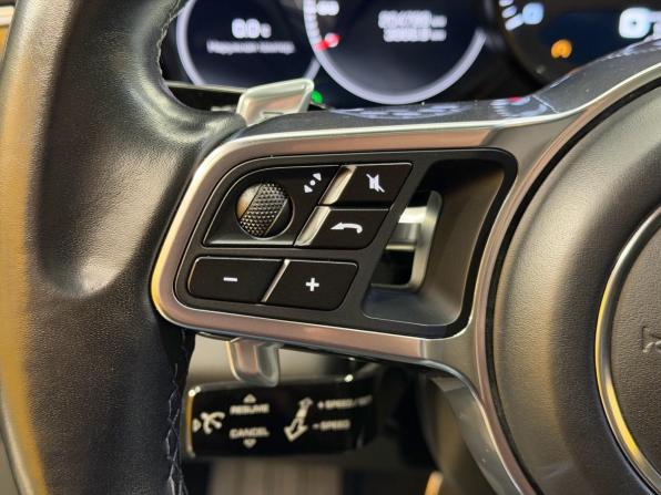 Porsche Panamera II с пробегом 2017 года, цена 4 949 000 рублей, 204789 км, лифтбек, Автокод Объявления