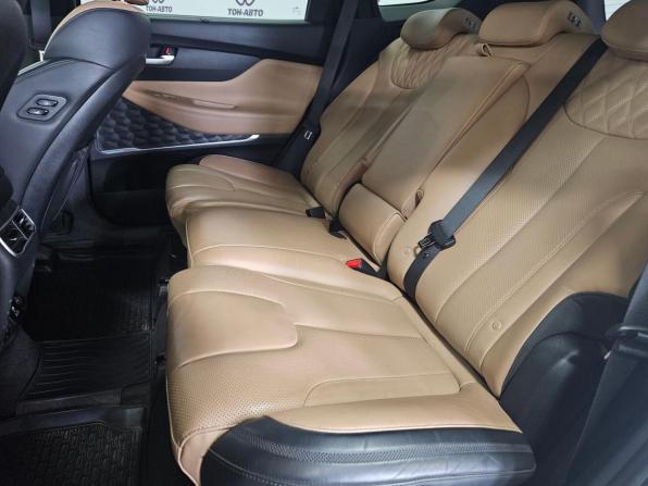 Hyundai Santa Fe IV Рестайлинг с пробегом 2022 года, цена 3 949 000 рублей, 49797 км, внедорожник, Автокод Объявления