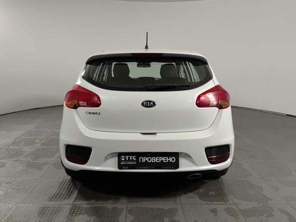 Kia Ceed II Рестайлинг с пробегом 2016 года, цена 1 350 000 рублей, 144428 км, хэтчбек, Автокод Объявления