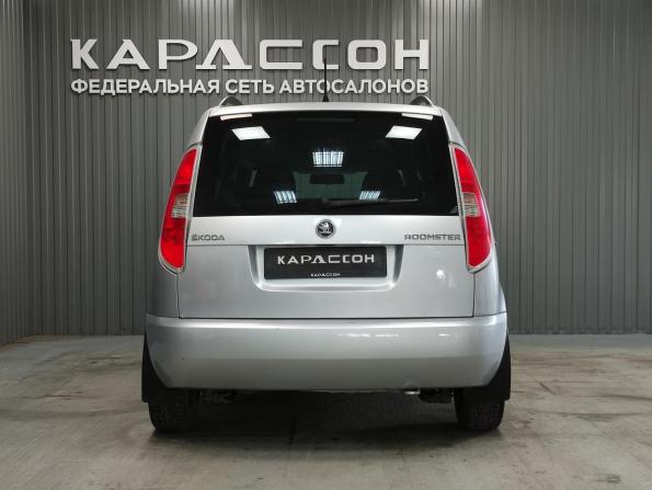 Skoda Roomster I Рестайлинг с пробегом 2014 года, цена 635 000 рублей, 135250 км, минивэн, Автокод Объявления