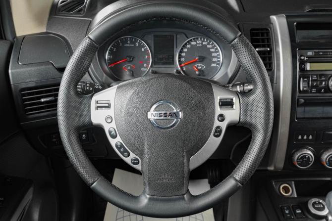Nissan X-Trail II с пробегом 2011 года, цена 1 179 000 рублей, 200000 км, внедорожник, Автокод Объявления