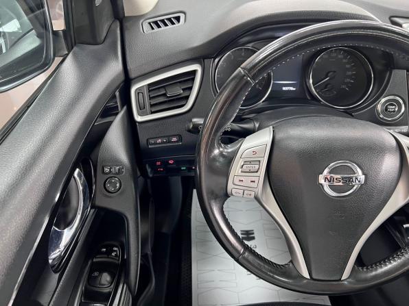 Nissan Qashqai II с пробегом 2015 года, цена 1 795 000 рублей, 163762 км, внедорожник, Автокод Объявления