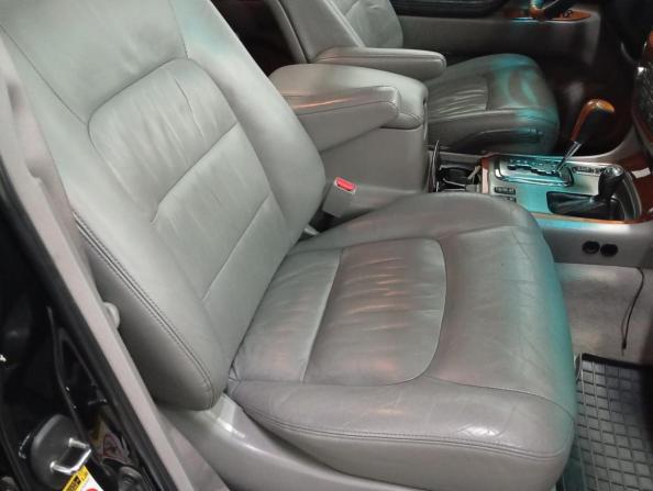 Lexus LX II Рестайлинг с пробегом 2005 года, цена 2 130 000 рублей, 340000 км, внедорожник, Автокод Объявления