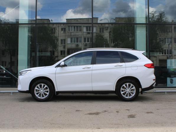 Haval M6 II с пробегом 2023 года, цена 1 780 000 рублей, 40000 км, внедорожник, Автокод Объявления