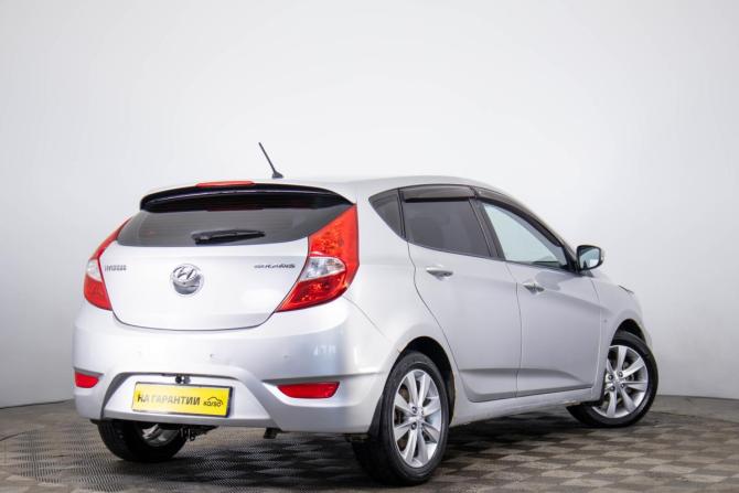Hyundai Solaris I с пробегом 2012 года, цена 899 000 рублей, 192356 км, хэтчбек, Автокод Объявления