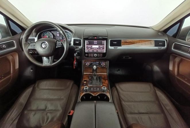 Volkswagen Touareg II с пробегом 2011 года, цена 1 870 000 рублей, 231295 км, внедорожник, Автокод Объявления