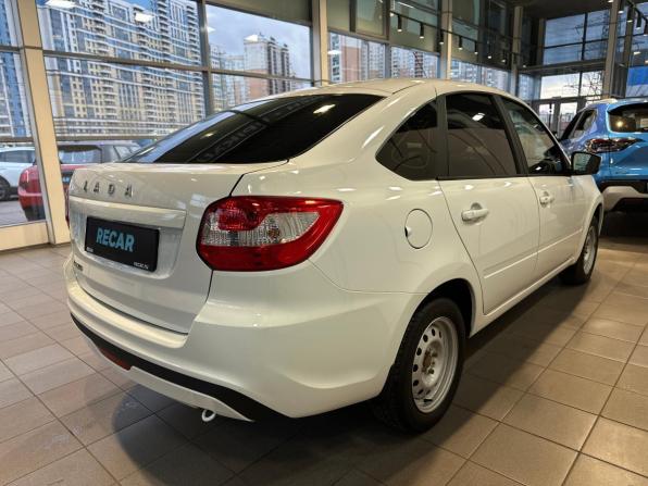 Lada (ВАЗ) Granta I Рестайлинг с пробегом 2024 года, цена 920 000 рублей, 1337 км, седан, Автокод Объявления