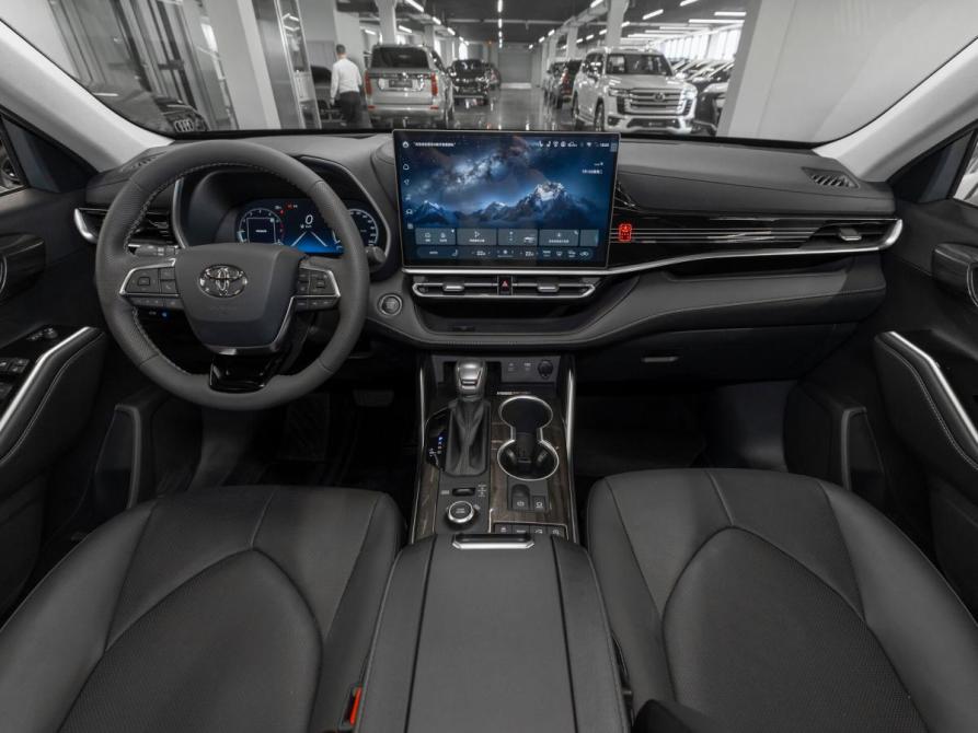 Toyota Highlander IV (XU70) Москва  - изображение 7