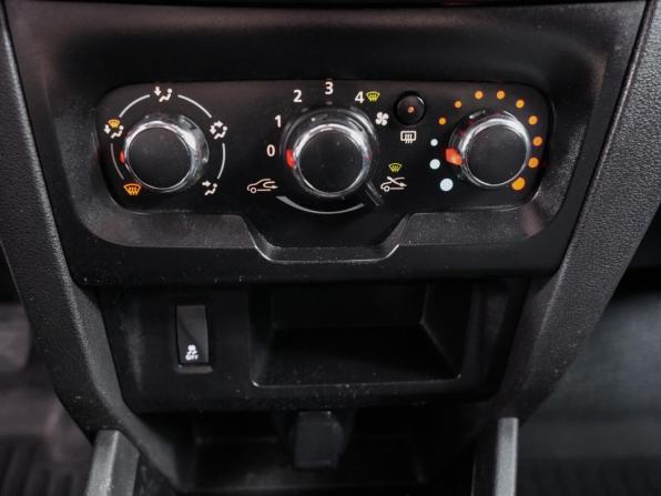 Lada (ВАЗ) XRAY I с пробегом 2019 года, цена 925 000 рублей, 100916 км, хэтчбек, Автокод Объявления