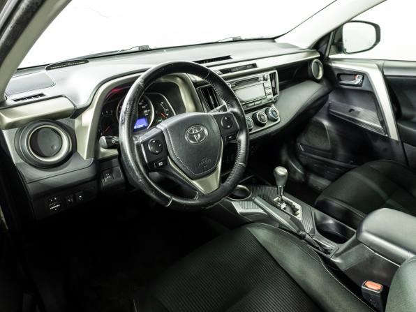 Toyota RAV4 IV (XA40) с пробегом 2015 года, цена 1 799 585 рублей, 230722 км, внедорожник, Автокод Объявления