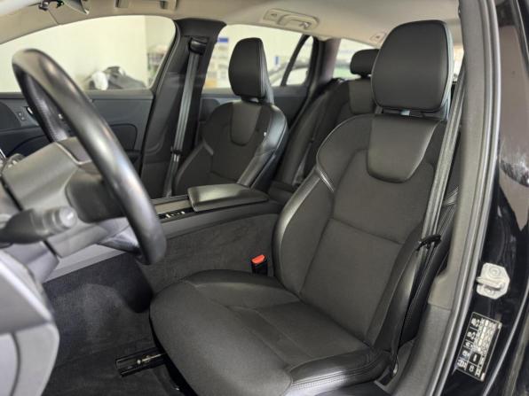 Volvo V60 Cross Country II с пробегом 2021 года, цена 3 549 000 рублей, 119000 км, универсал, Автокод Объявления
