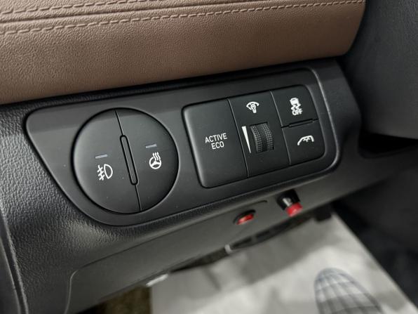 Hyundai Grand Starex I Рестайлинг 2 с пробегом 2019 года, цена 3 745 000 рублей, 128180 км, минивэн, Автокод Объявления