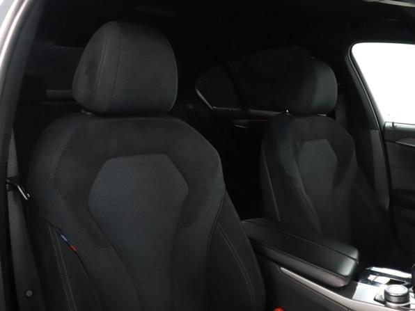 BMW 5 серии VII (G30/G31/G38) с пробегом 2018 года, цена 2 999 000 рублей, 178000 км, седан, Автокод Объявления