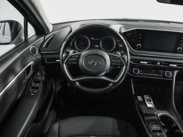 Hyundai Sonata VIII (DN8) с пробегом 2021 года, цена 2 299 000 рублей, 57380 км, седан, Автокод Объявления