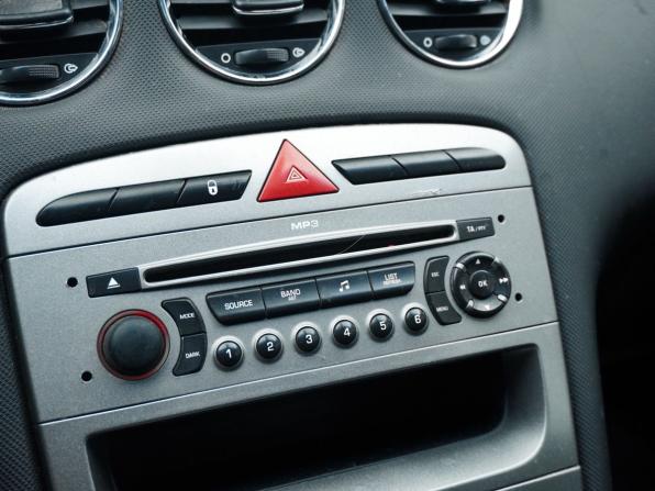 Peugeot 308 I с пробегом 2008 года, цена 450 000 рублей, 201028 км, хэтчбек, Автокод Объявления