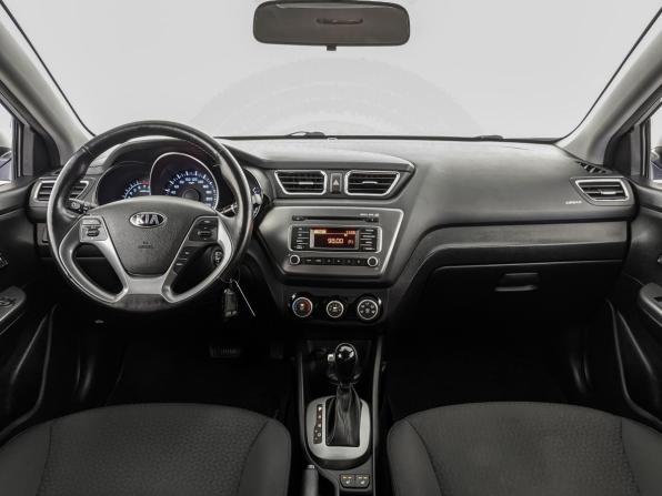 Kia Rio III Рестайлинг с пробегом 2017 года, цена 1 300 000 рублей, 78200 км, седан, Автокод Объявления