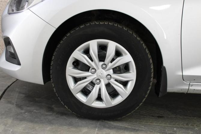 Hyundai Solaris II с пробегом 2019 года, цена 1 435 000 рублей, 96421 км, седан, Автокод Объявления