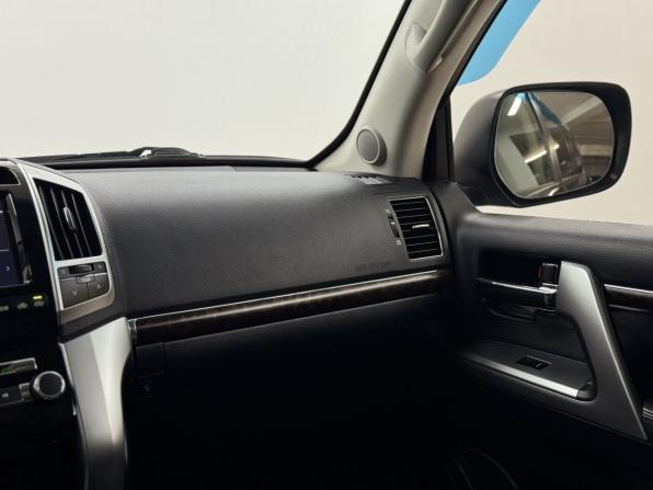 Toyota Land Cruiser 200 Series Рестайлинг 1 с пробегом 2013 года, цена 3 749 000 рублей, 234953 км, внедорожник, Автокод Объявления